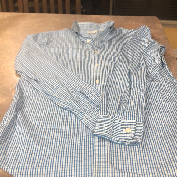 Two gorgeous small shirts 2/$25 - Picture 5 of 5